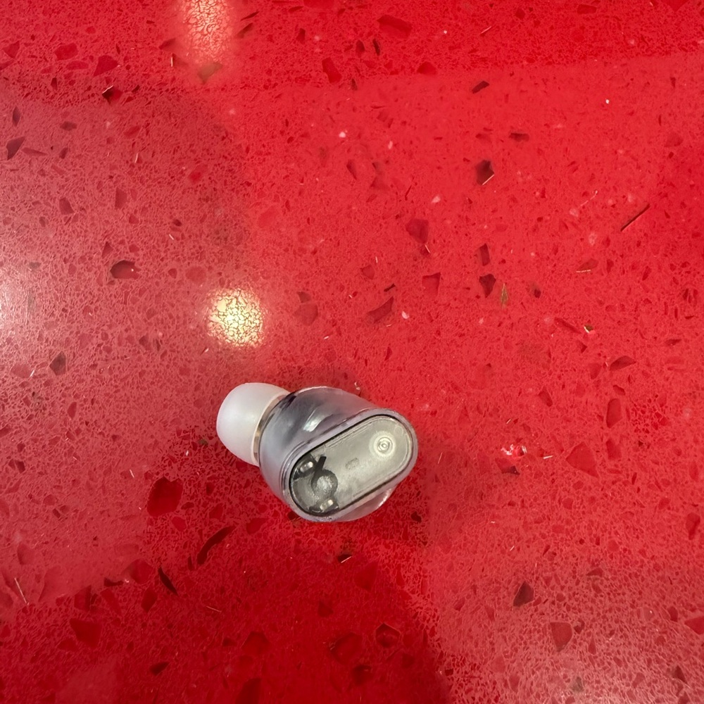 Beats Studio Pro Plus EarBud •LEFT EAR ONLY - Picture 2 of 2